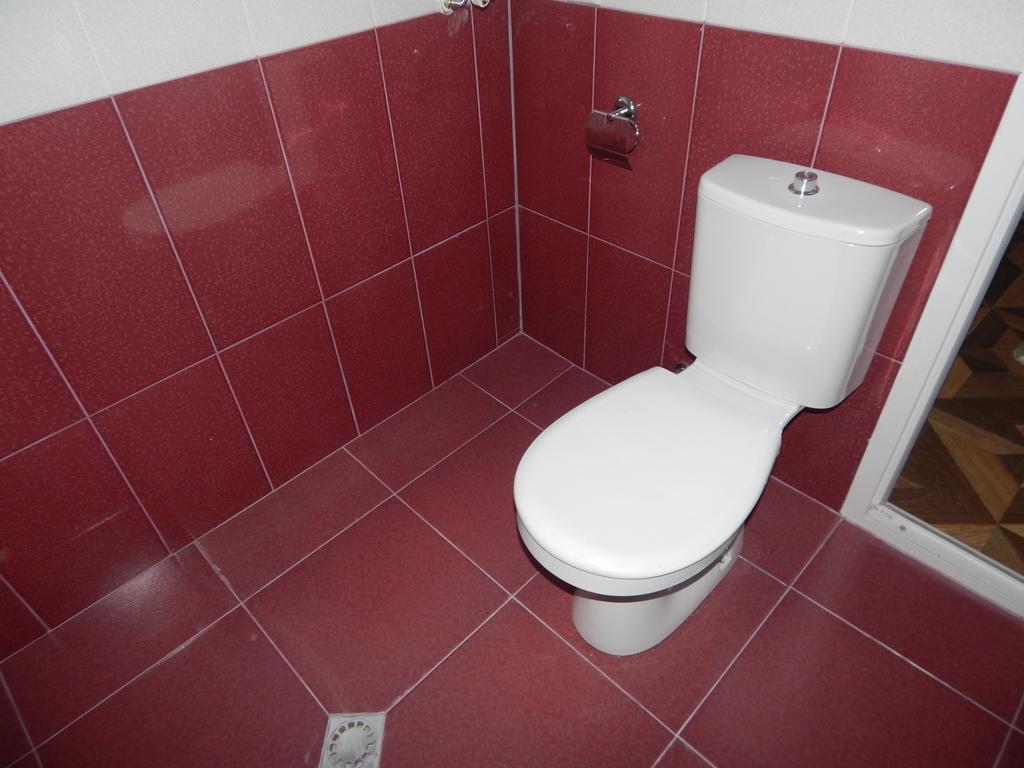 Valodia Guest House In Mestia Luaran gambar