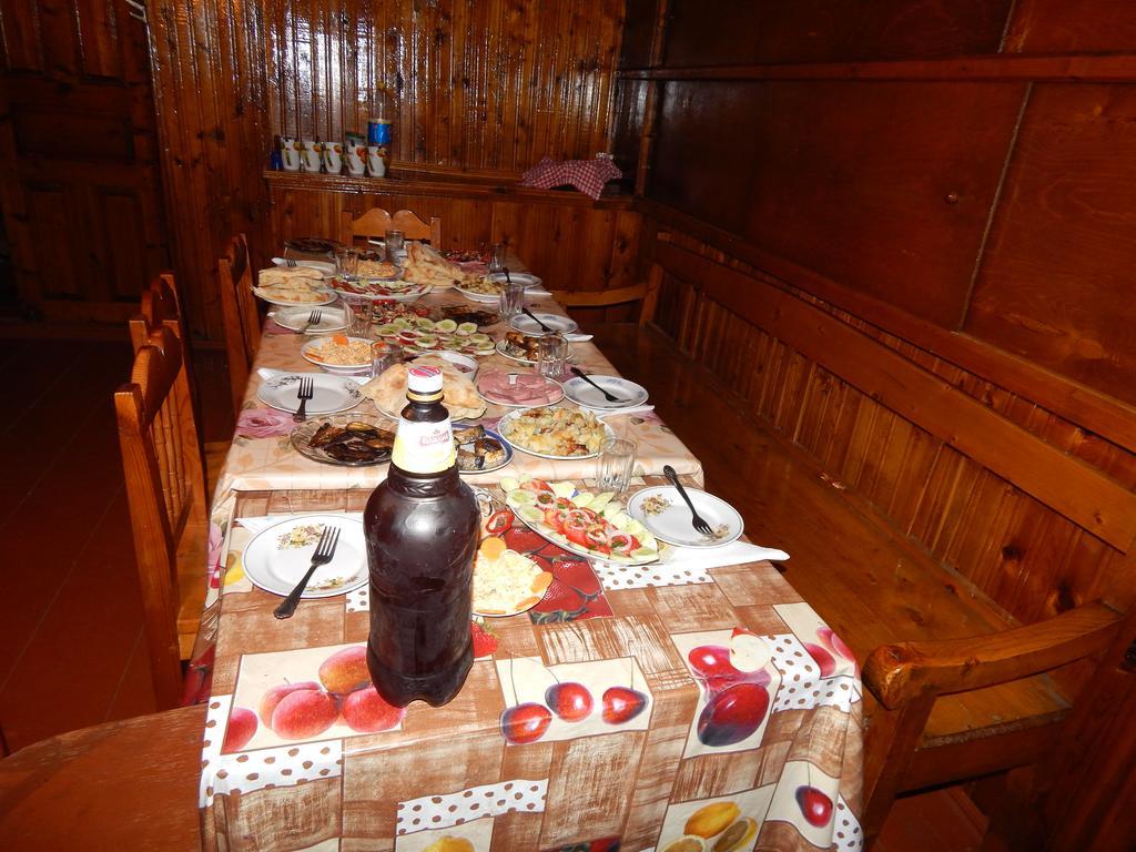 Valodia Guest House In Mestia Luaran gambar