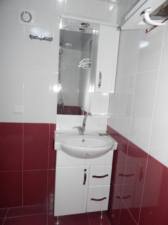 Valodia Guest House In Mestia Luaran gambar