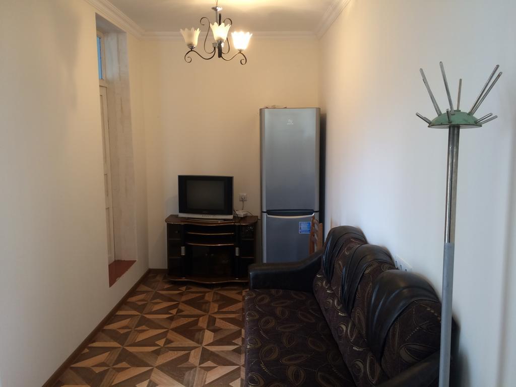 Valodia Guest House In Mestia Luaran gambar